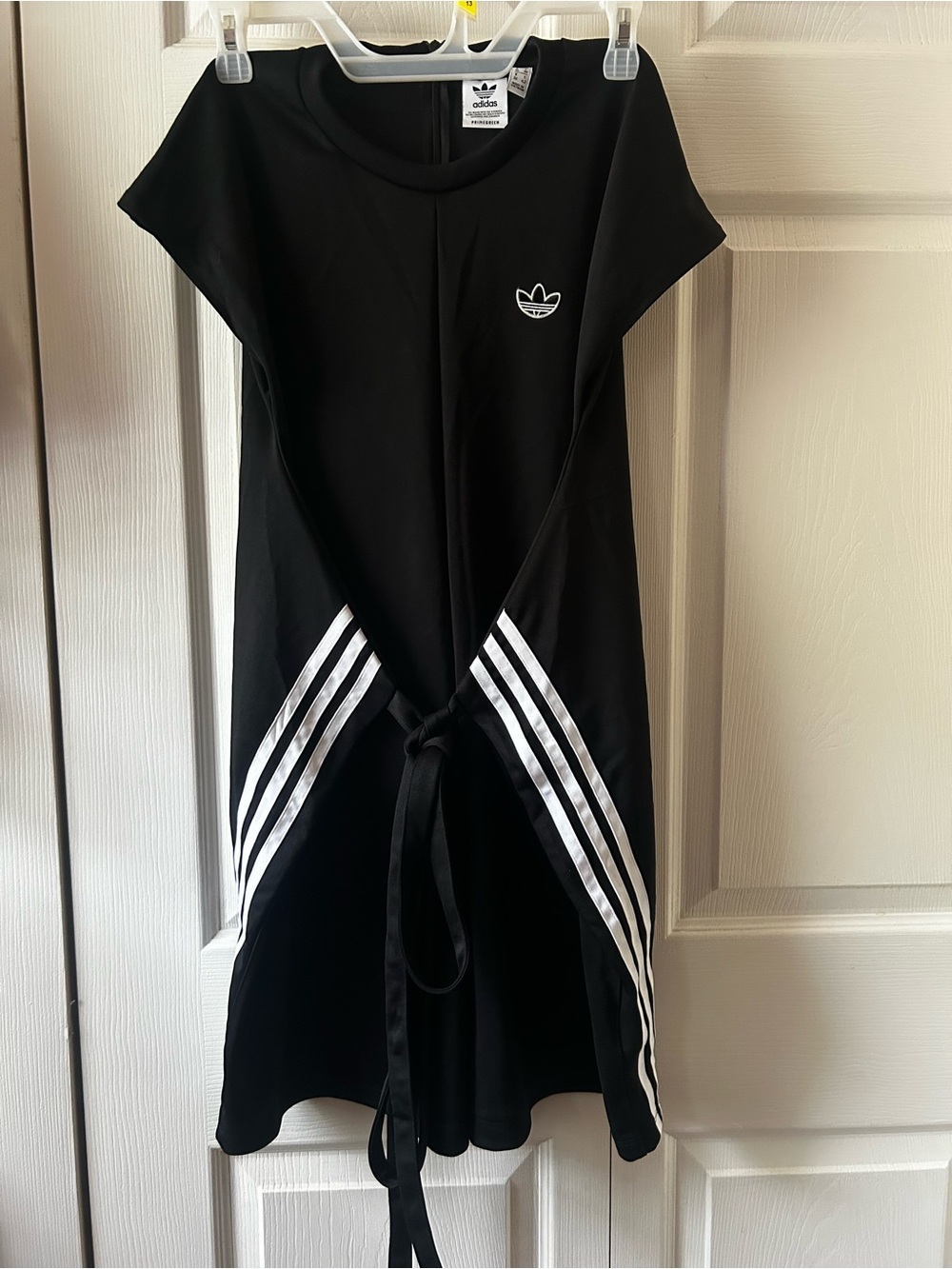 Adidas Black Wrap Tie Romper | 3 Stripe
Athleisure | Flowy Fit | Size small